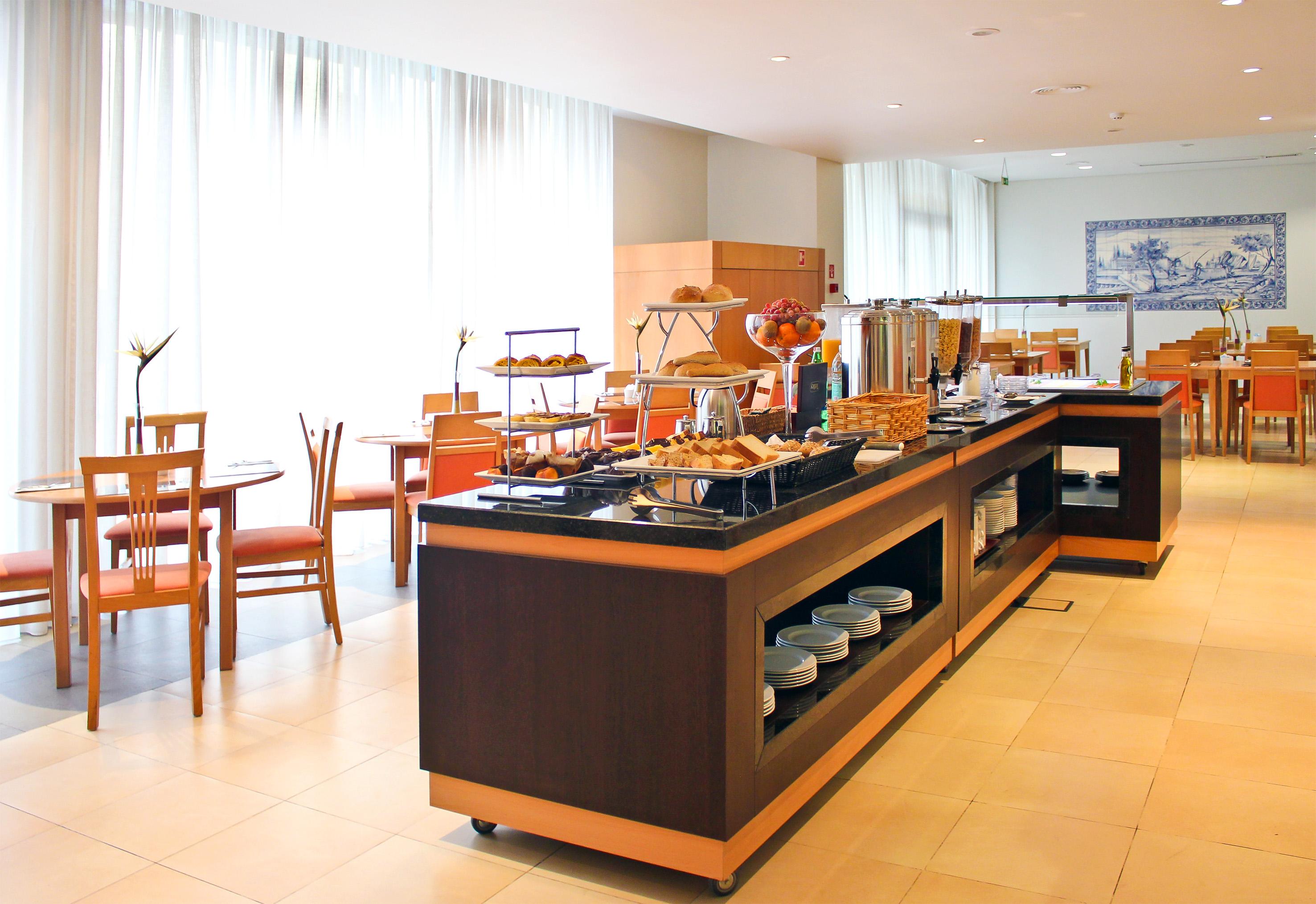 Tryp By Wyndham Porto Centro Hotel Luaran gambar